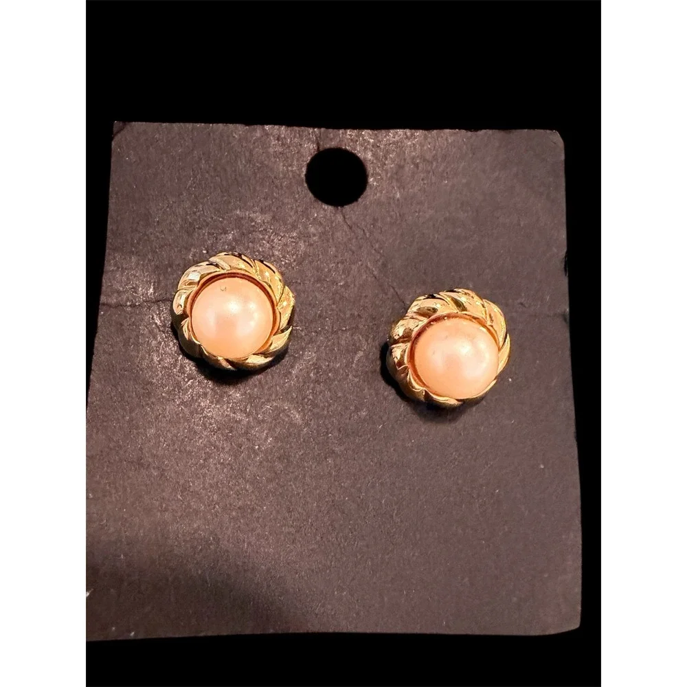 Vintage Style Stud Earring Set 2 Pairs Gold Tone Faux Pearl & Cream Enamel Knot